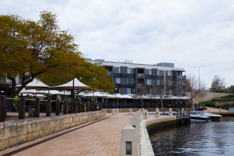 Regal Apartments Perth Esterno foto