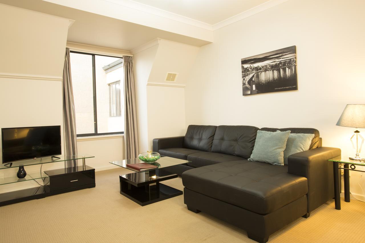 Regal Apartments Perth Esterno foto