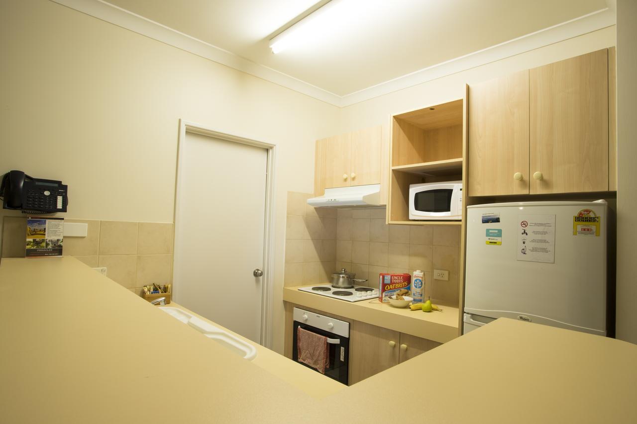 Regal Apartments Perth Esterno foto